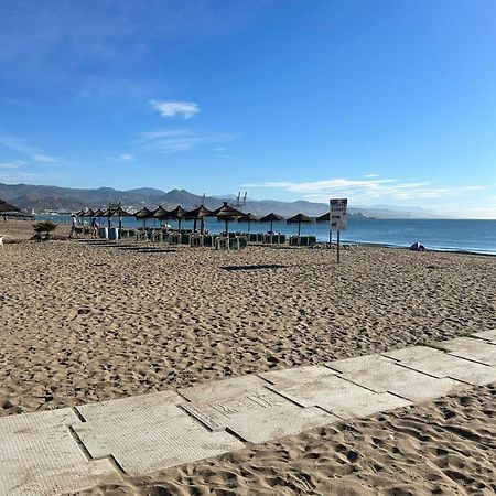 Apartamento Jardin Del Mar Malaga Luaran gambar