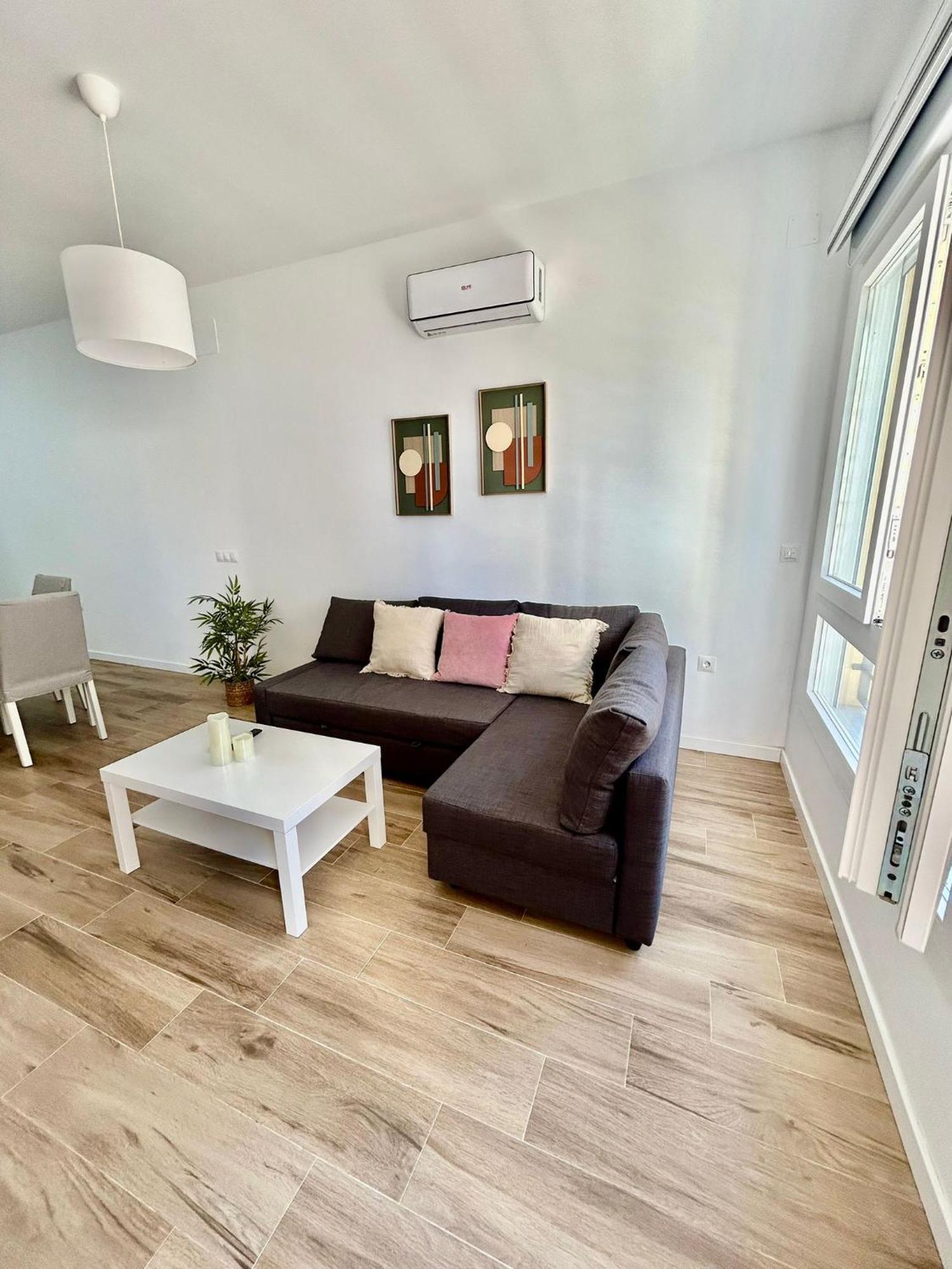 Apartamento Jardin Del Mar Malaga Luaran gambar