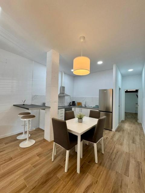 Apartamento Jardin Del Mar Malaga Luaran gambar